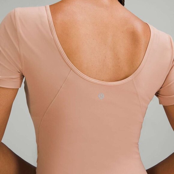 2022 Lululemon | Align T-Shirt Size 8 (see measurements) - Picture 4 of 8